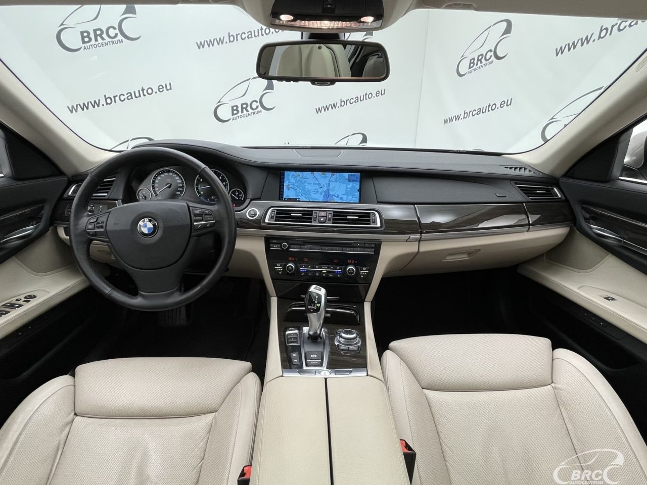 BMW 750 | 2