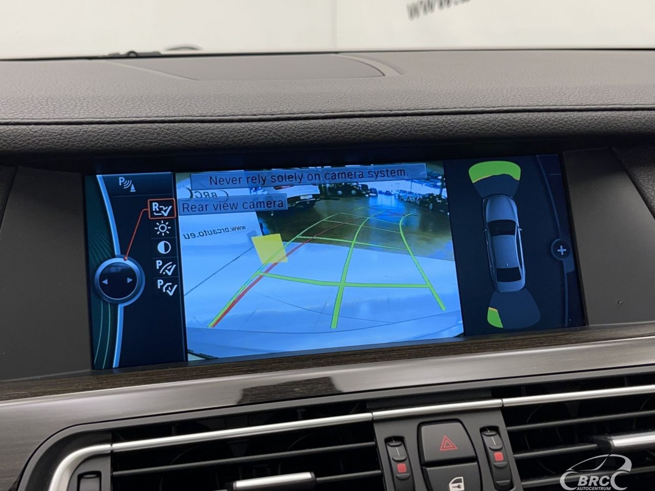 BMW 750 | 35