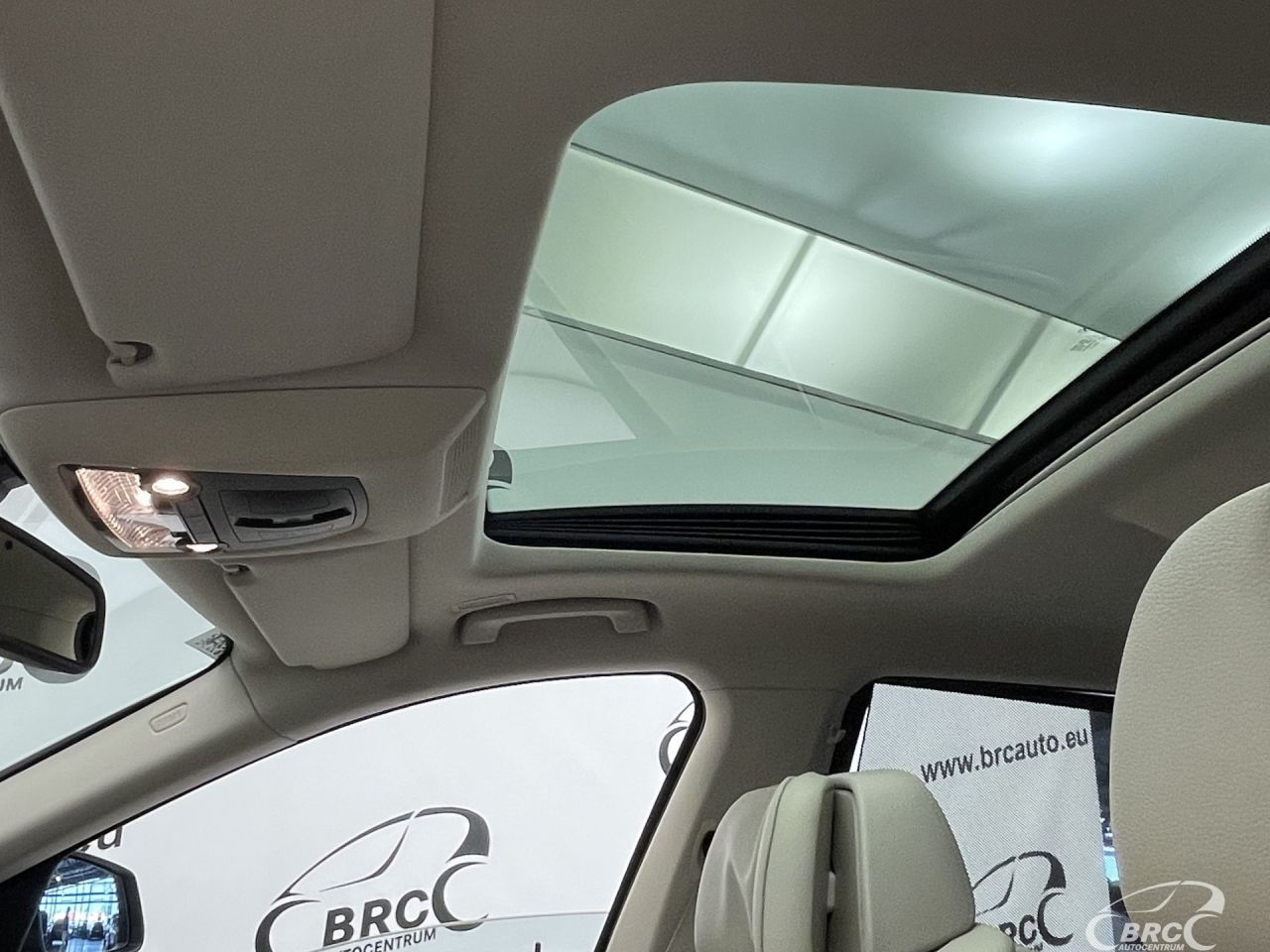 BMW 750 | 27