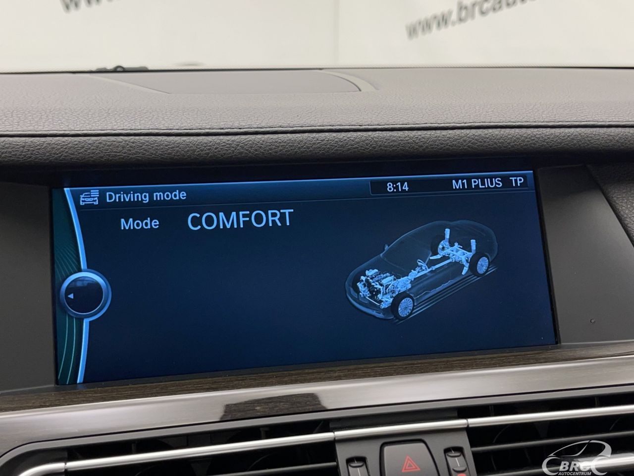 BMW 750 | 42
