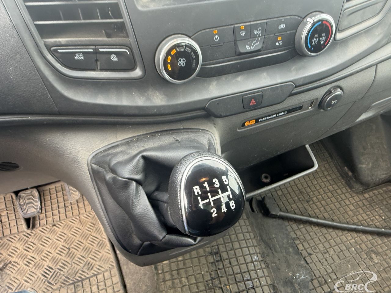 Ford Transit | 17