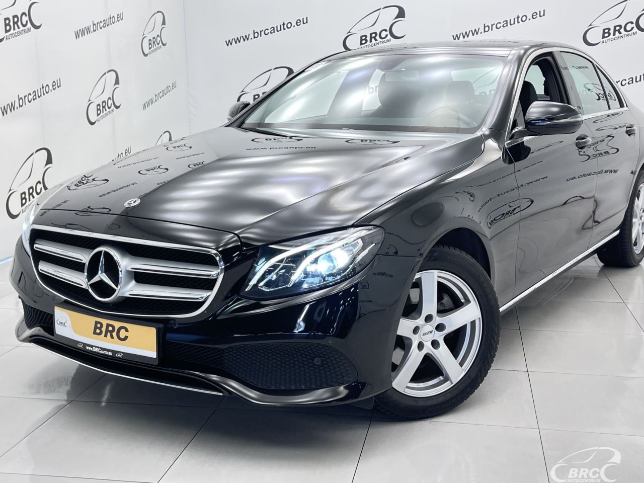 Mercedes-Benz E220 | 45