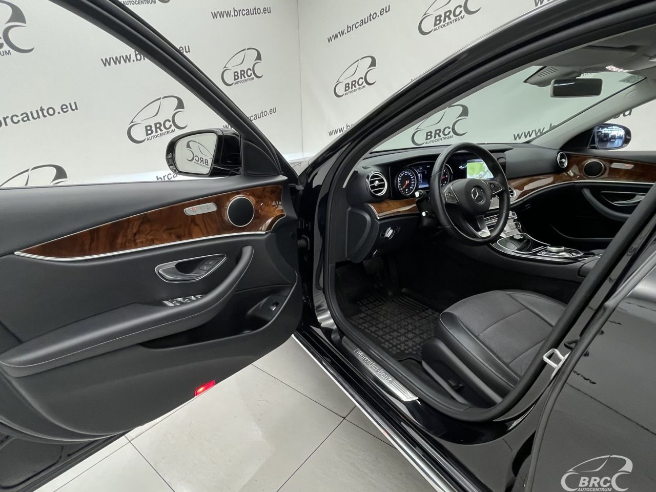 Mercedes-Benz E220 | 18