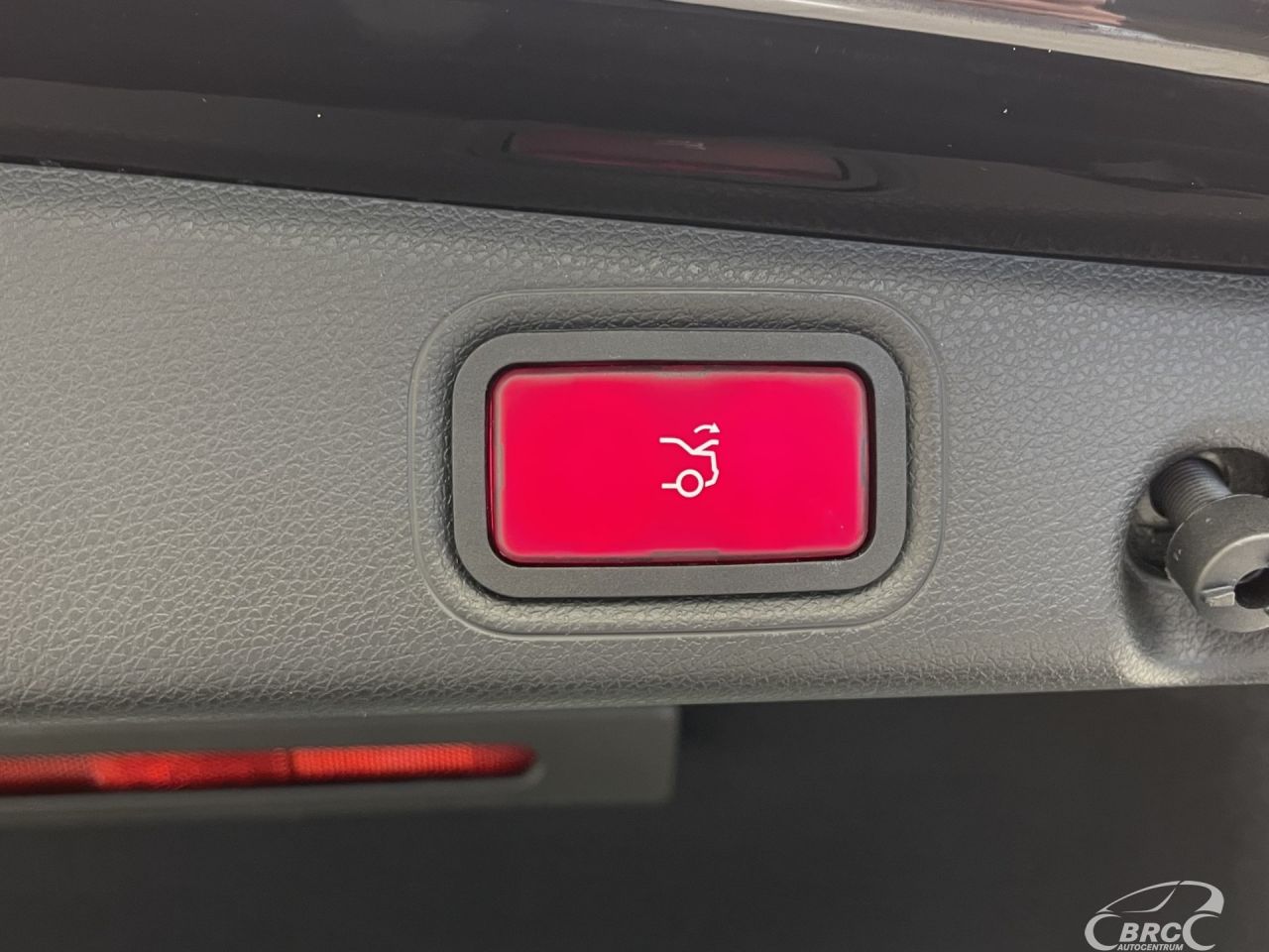 Mercedes-Benz E220 | 44