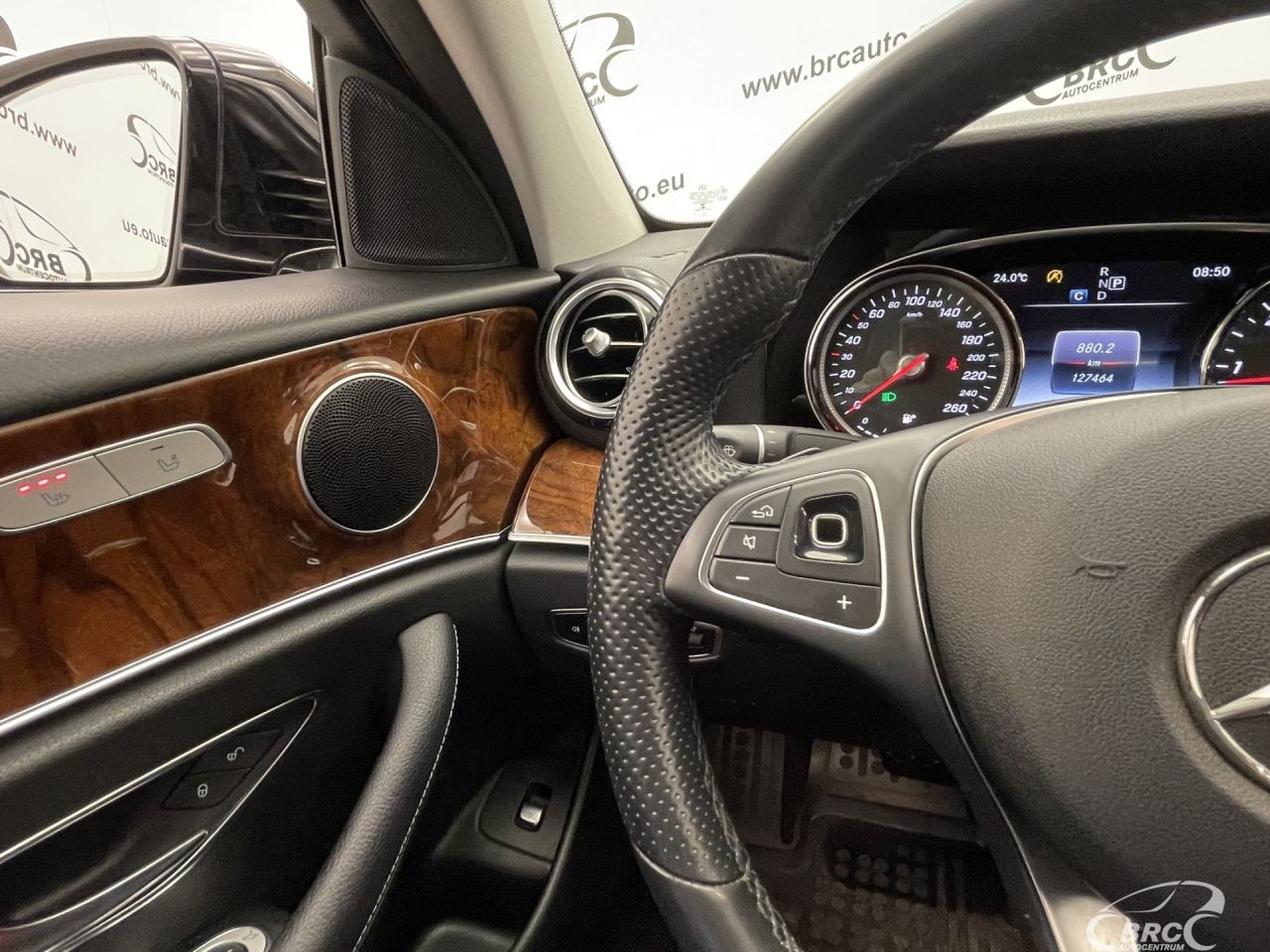 Mercedes-Benz E220 | 28
