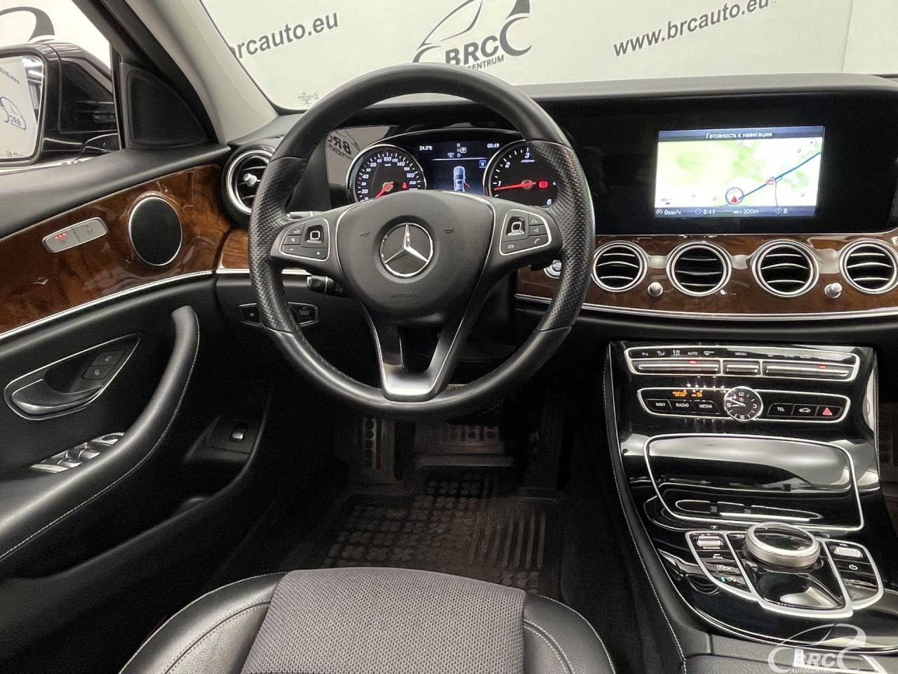 Mercedes-Benz E220 | 13