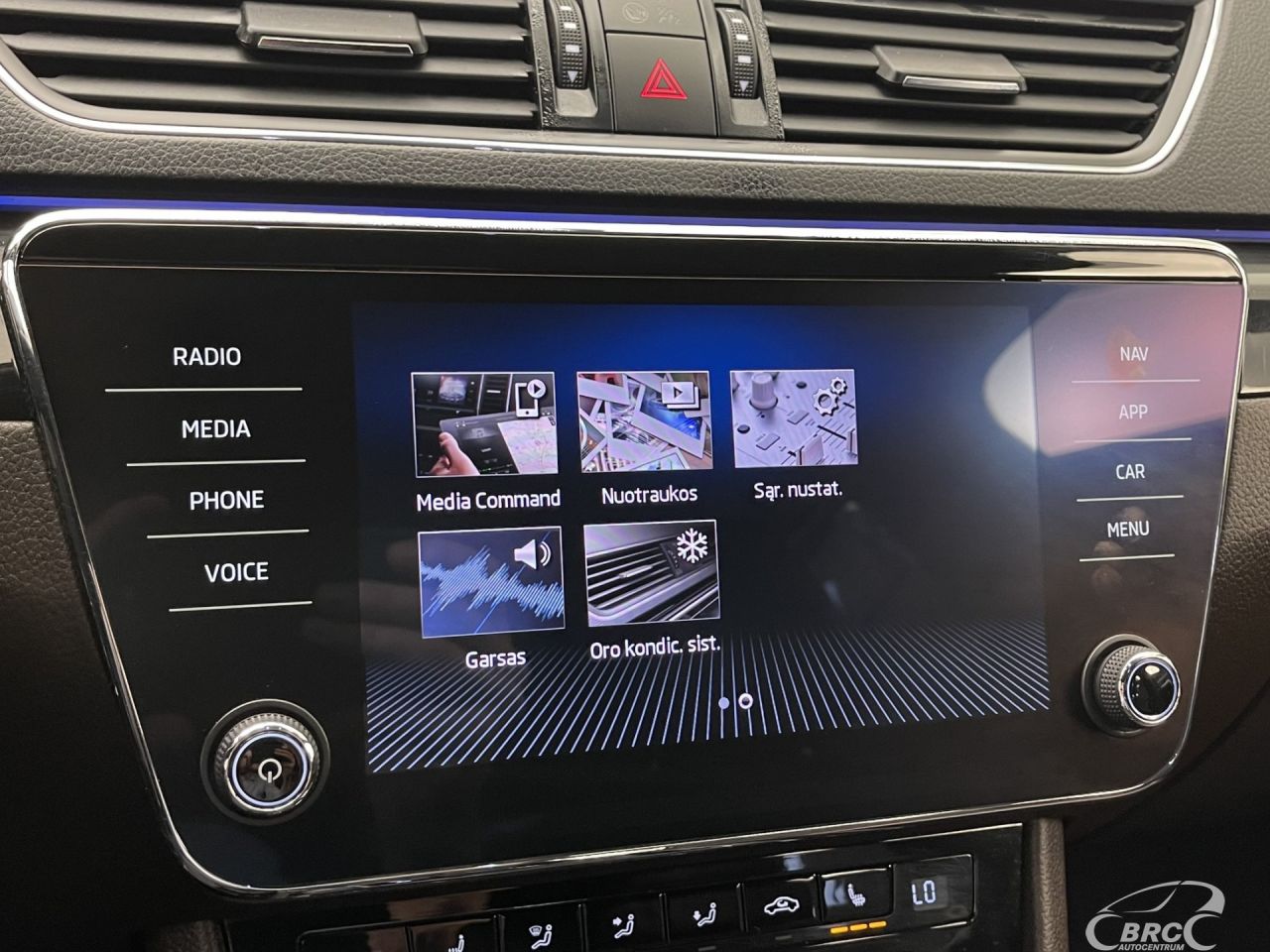 Skoda Superb | 76