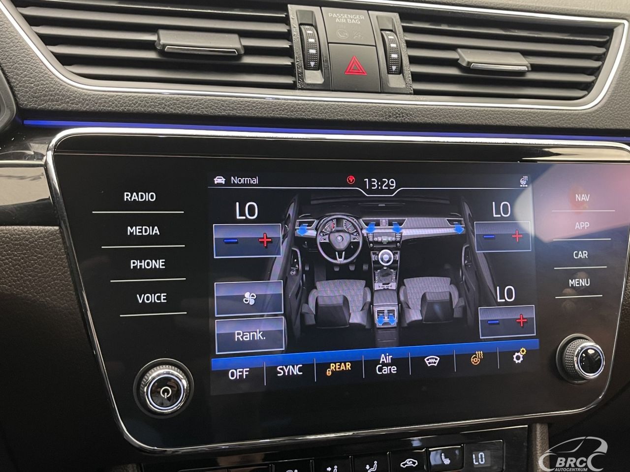 Skoda Superb | 77