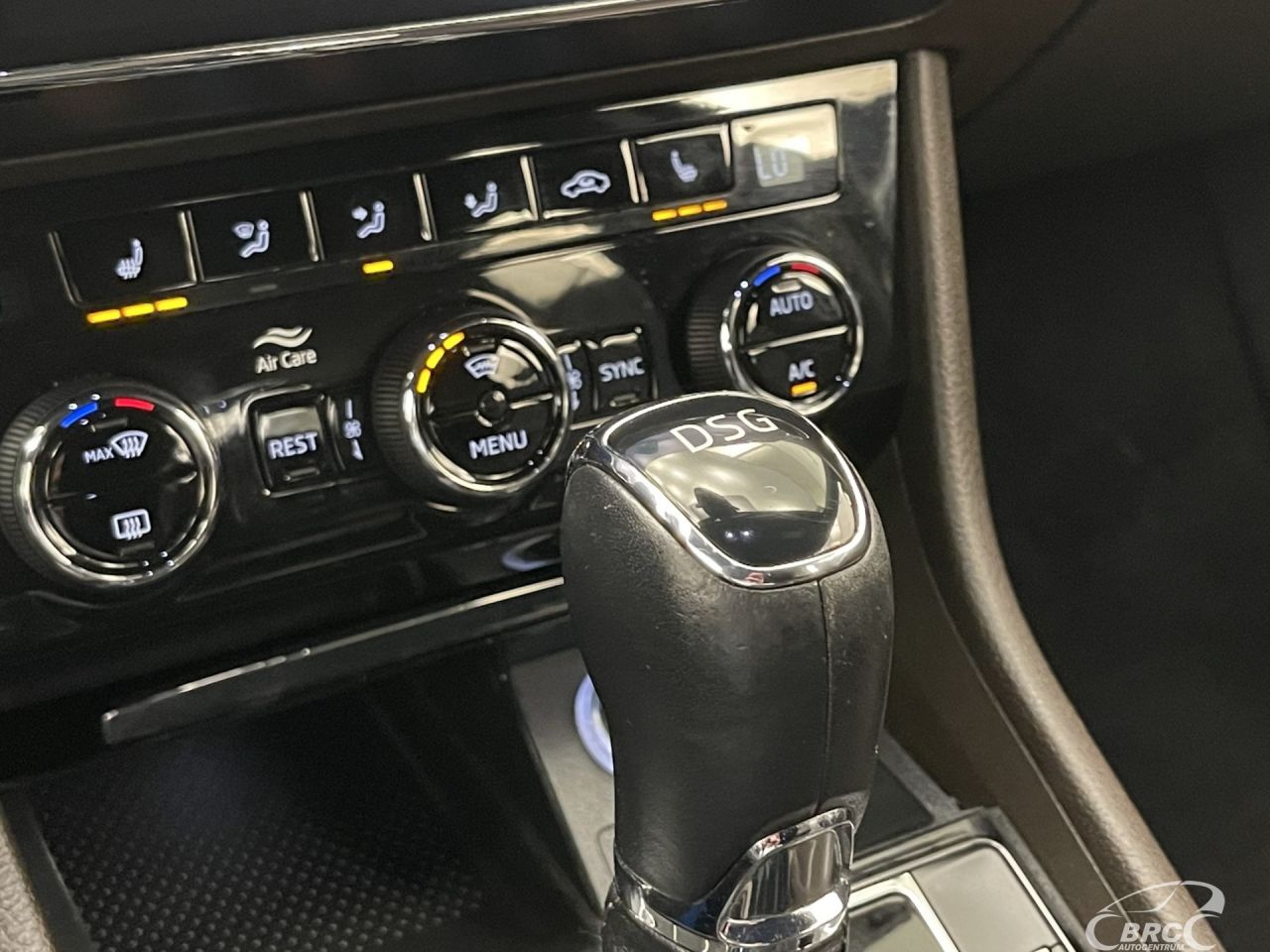 Skoda Superb | 54