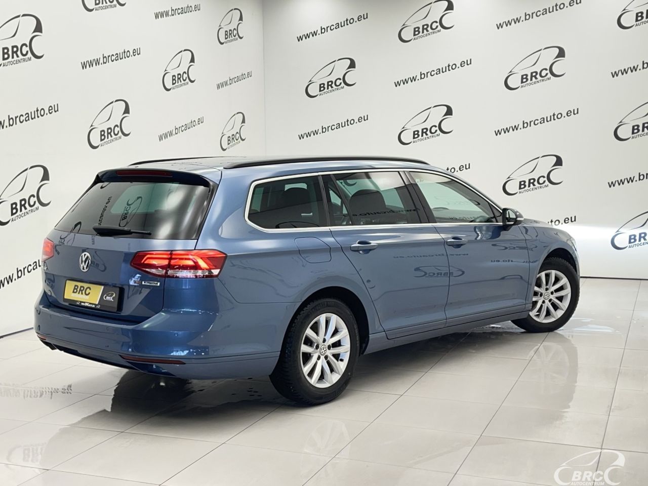 Volkswagen Passat | 1