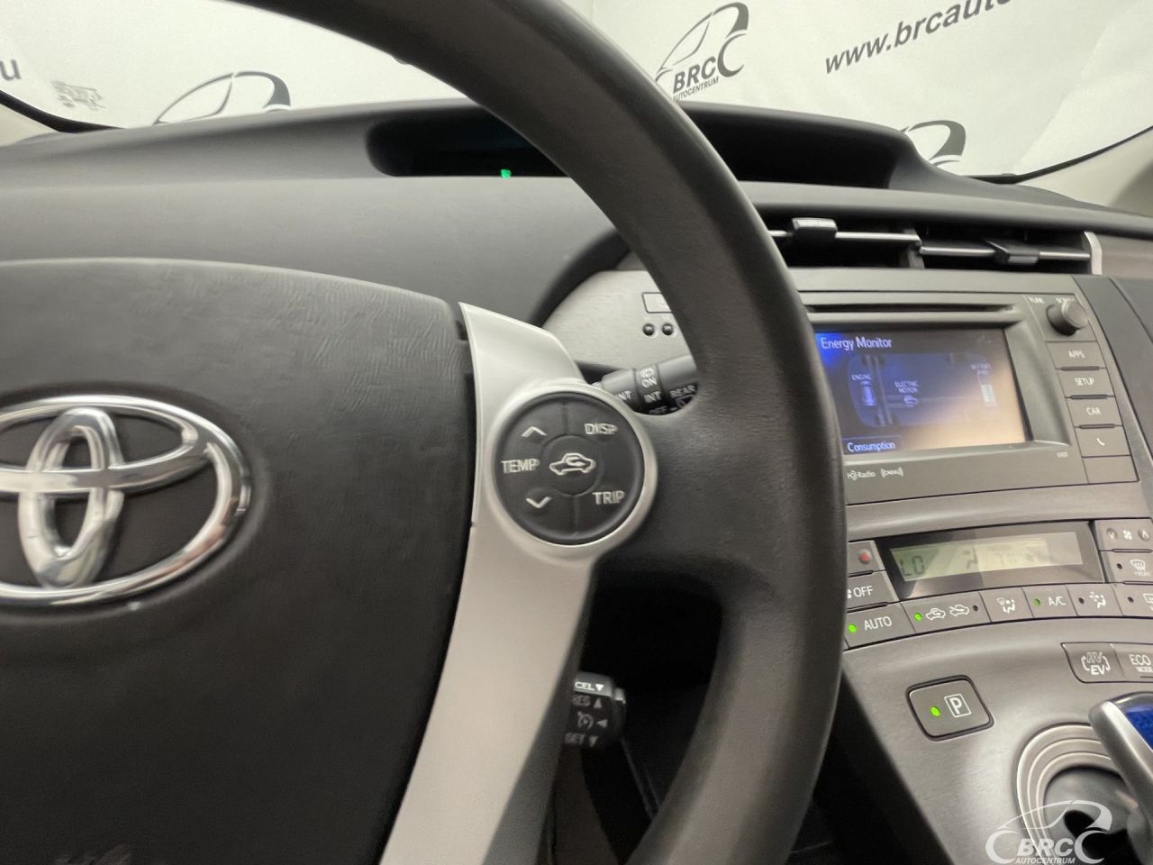 Toyota Prius | 29