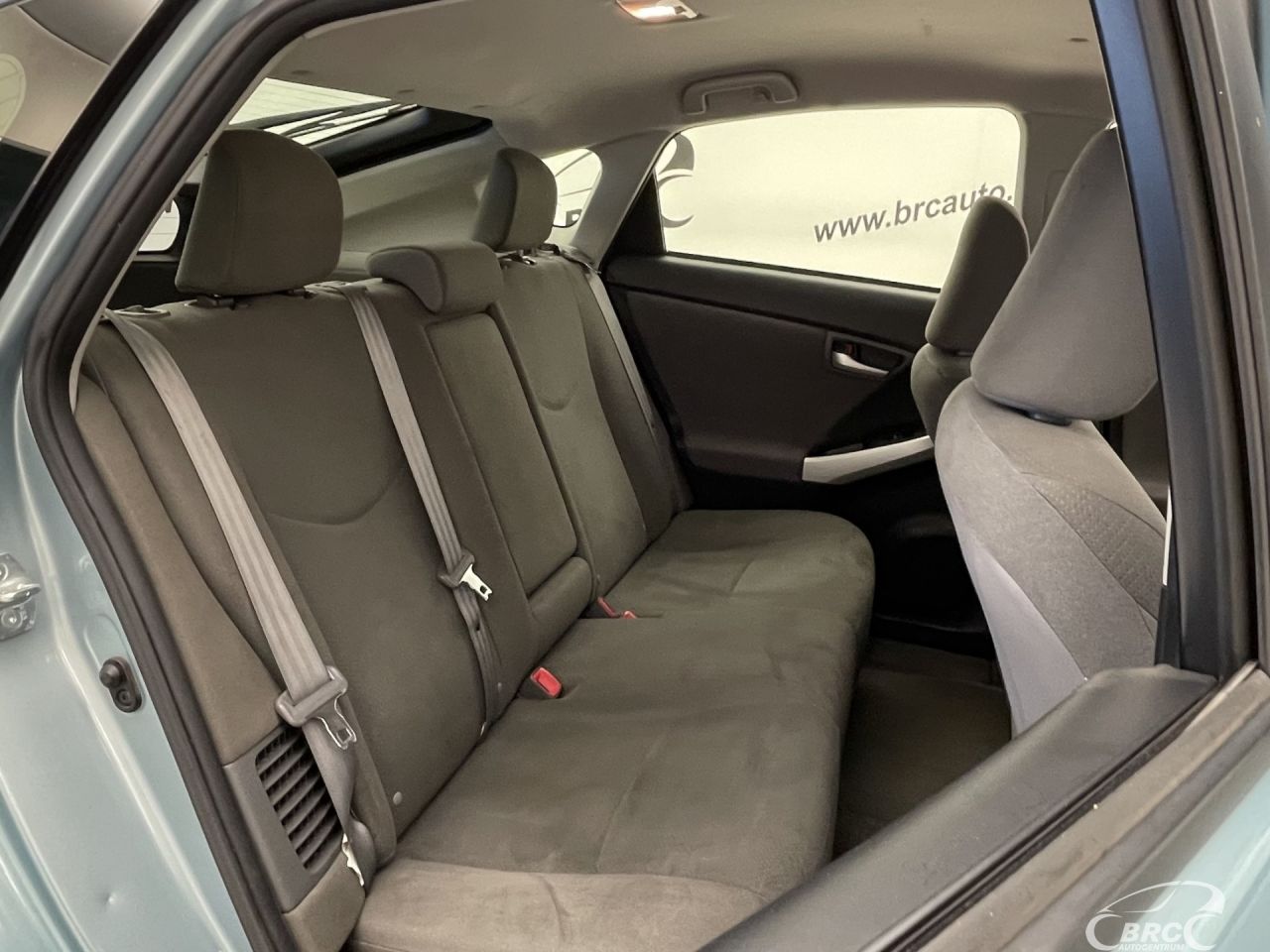 Toyota Prius | 10
