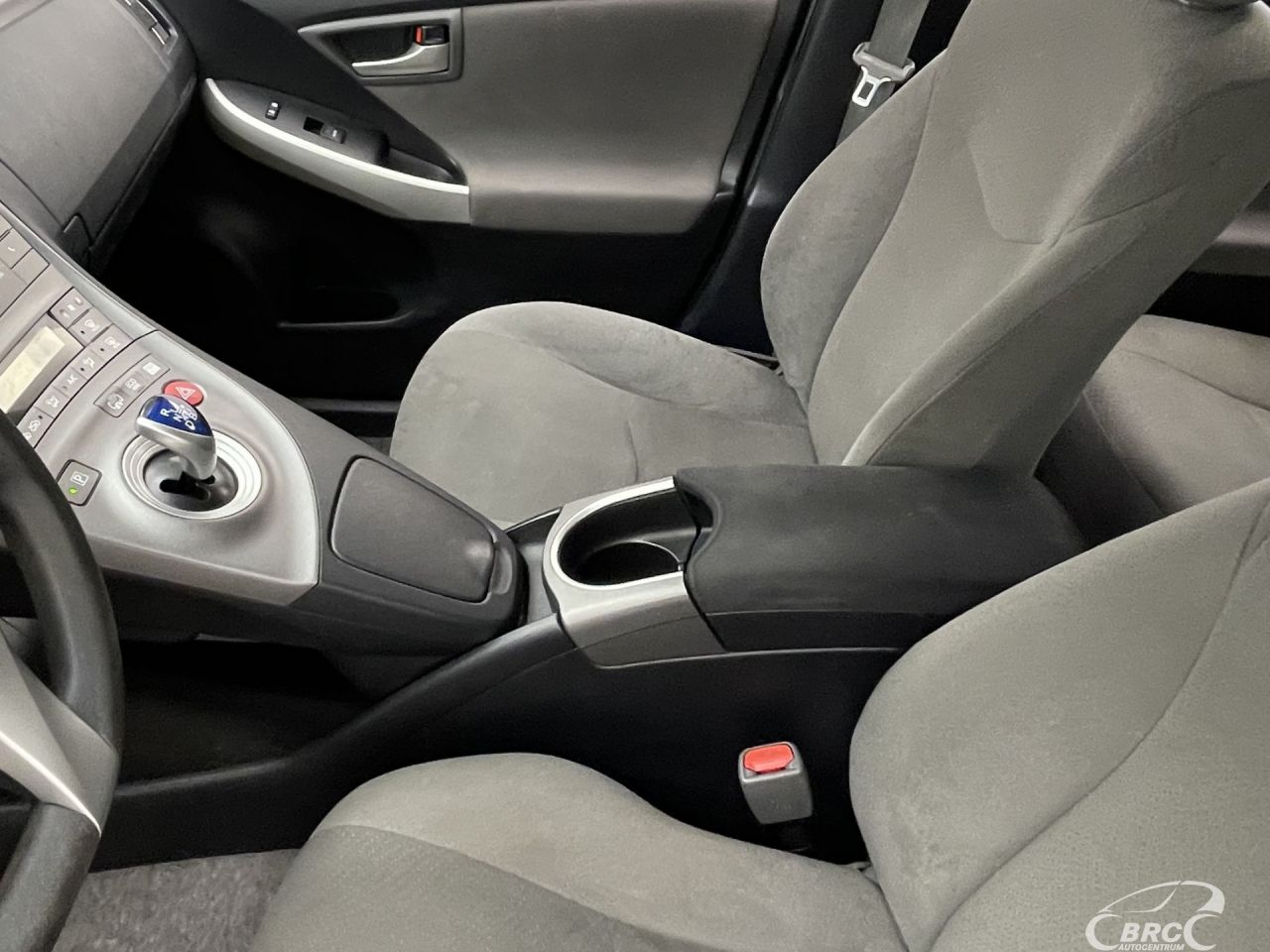 Toyota Prius | 23