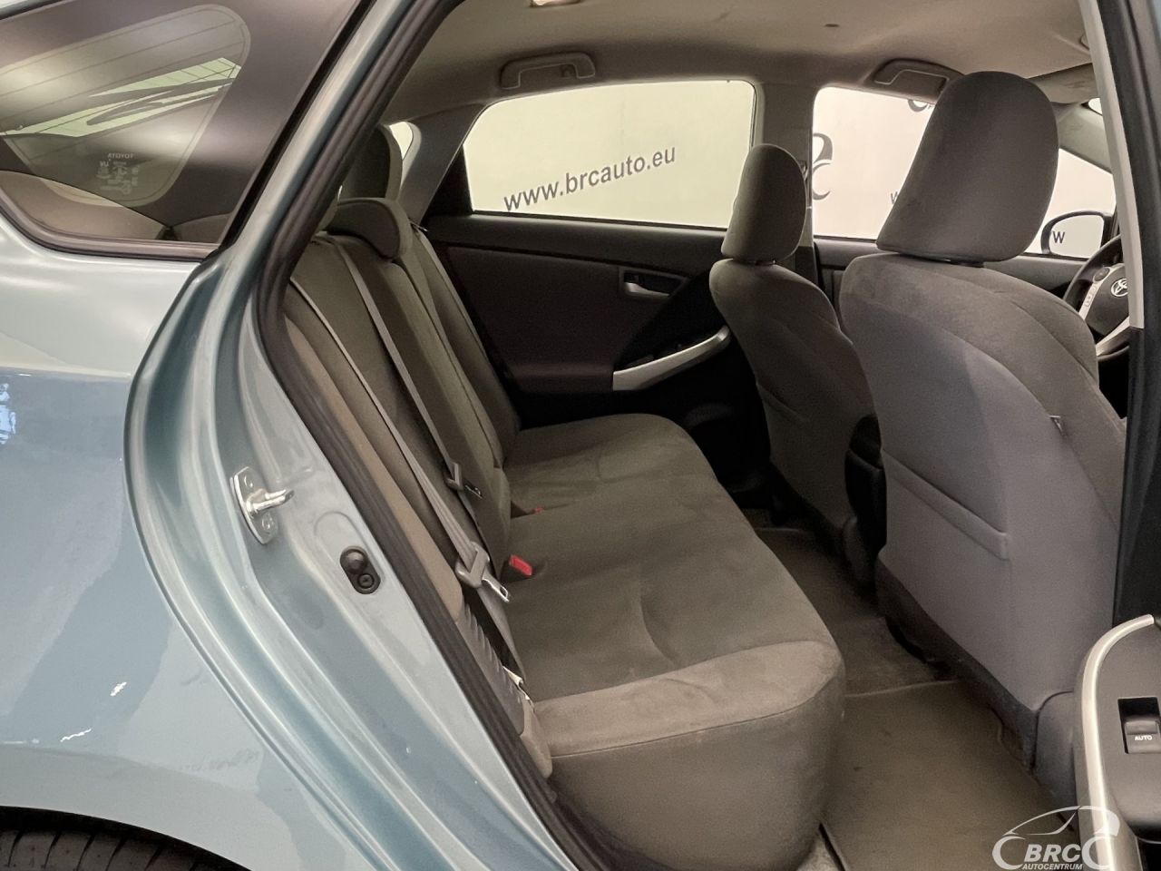 Toyota Prius | 8