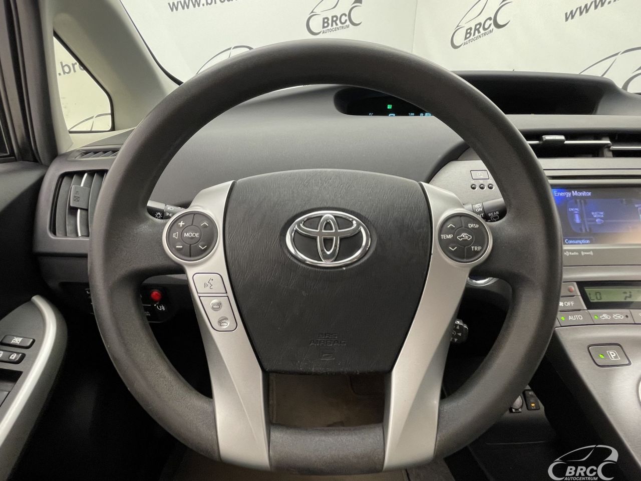 Toyota Prius | 28