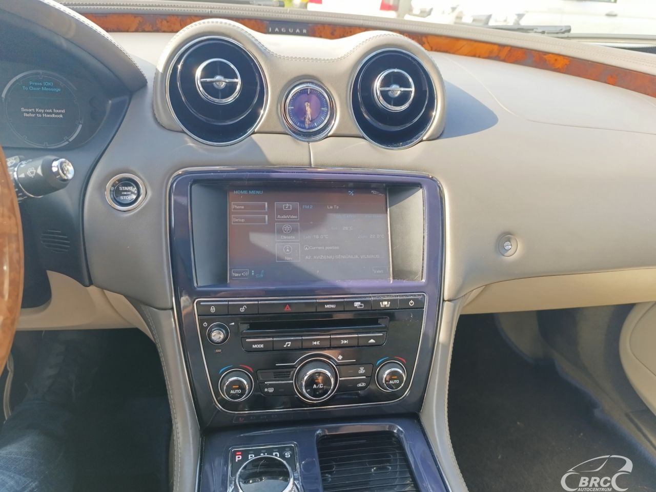 Jaguar XJ | 25