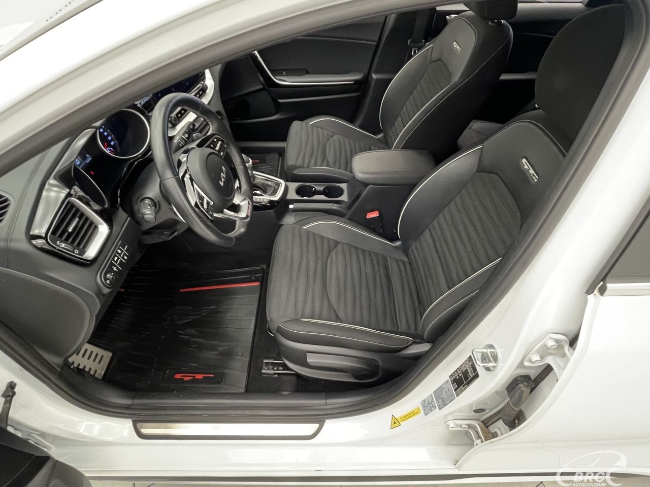Kia Cee'd | 19