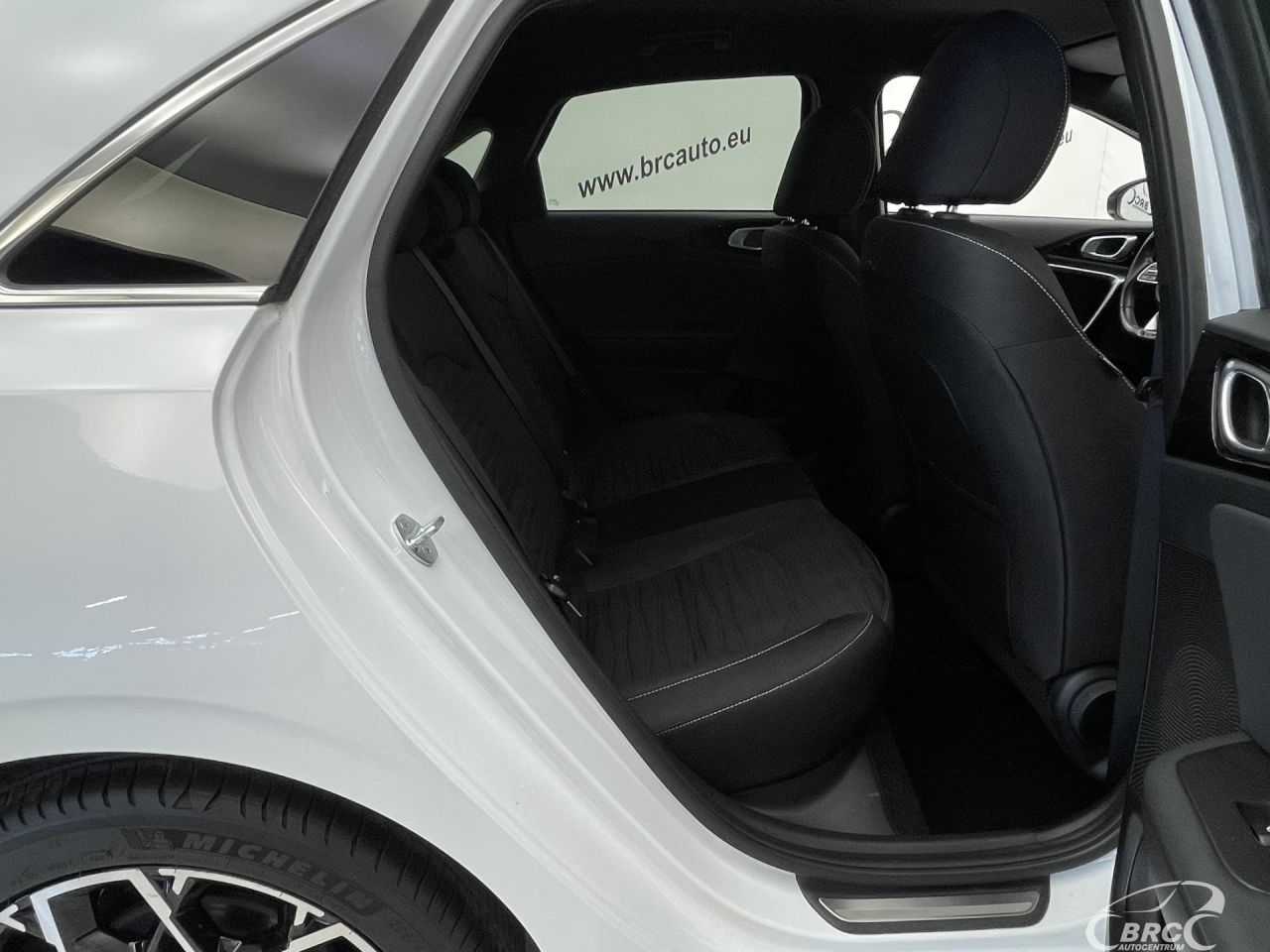 Kia Cee'd | 8