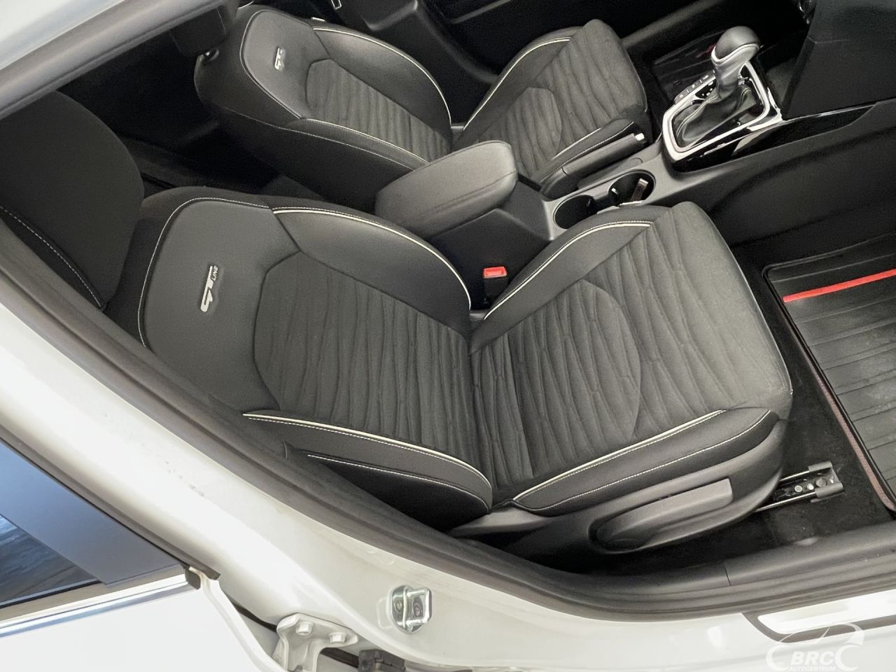 Kia Cee'd | 4