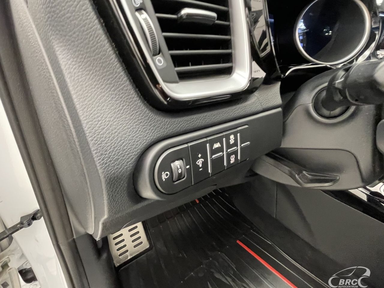 Kia Cee'd | 25