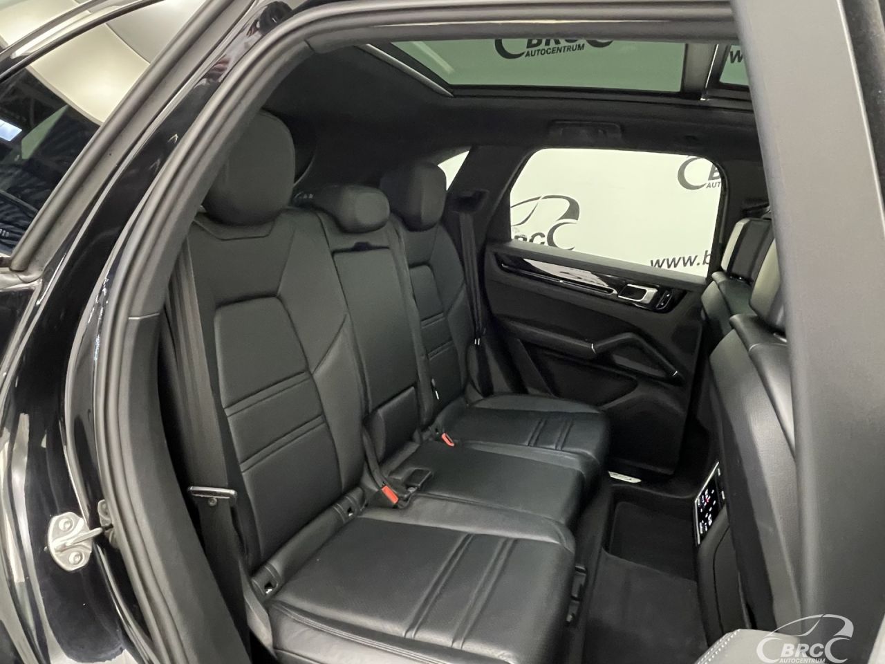 Porsche Cayenne | 10