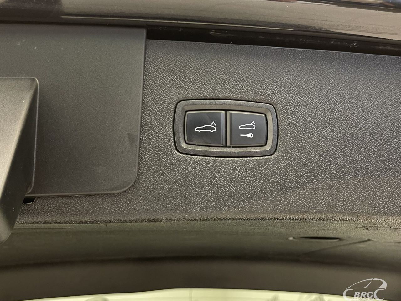 Porsche Cayenne | 44