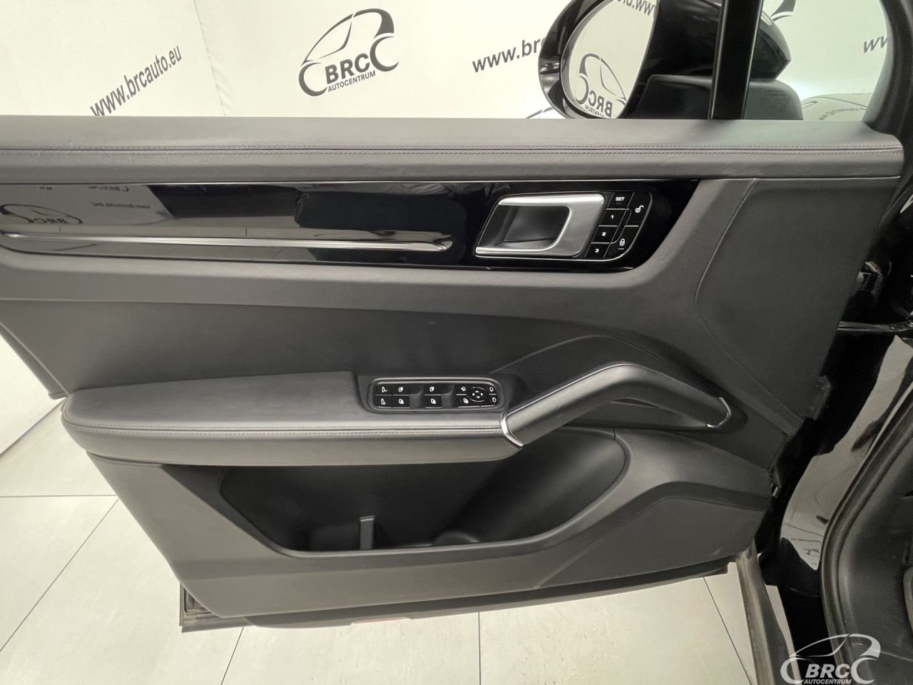 Porsche Cayenne | 19