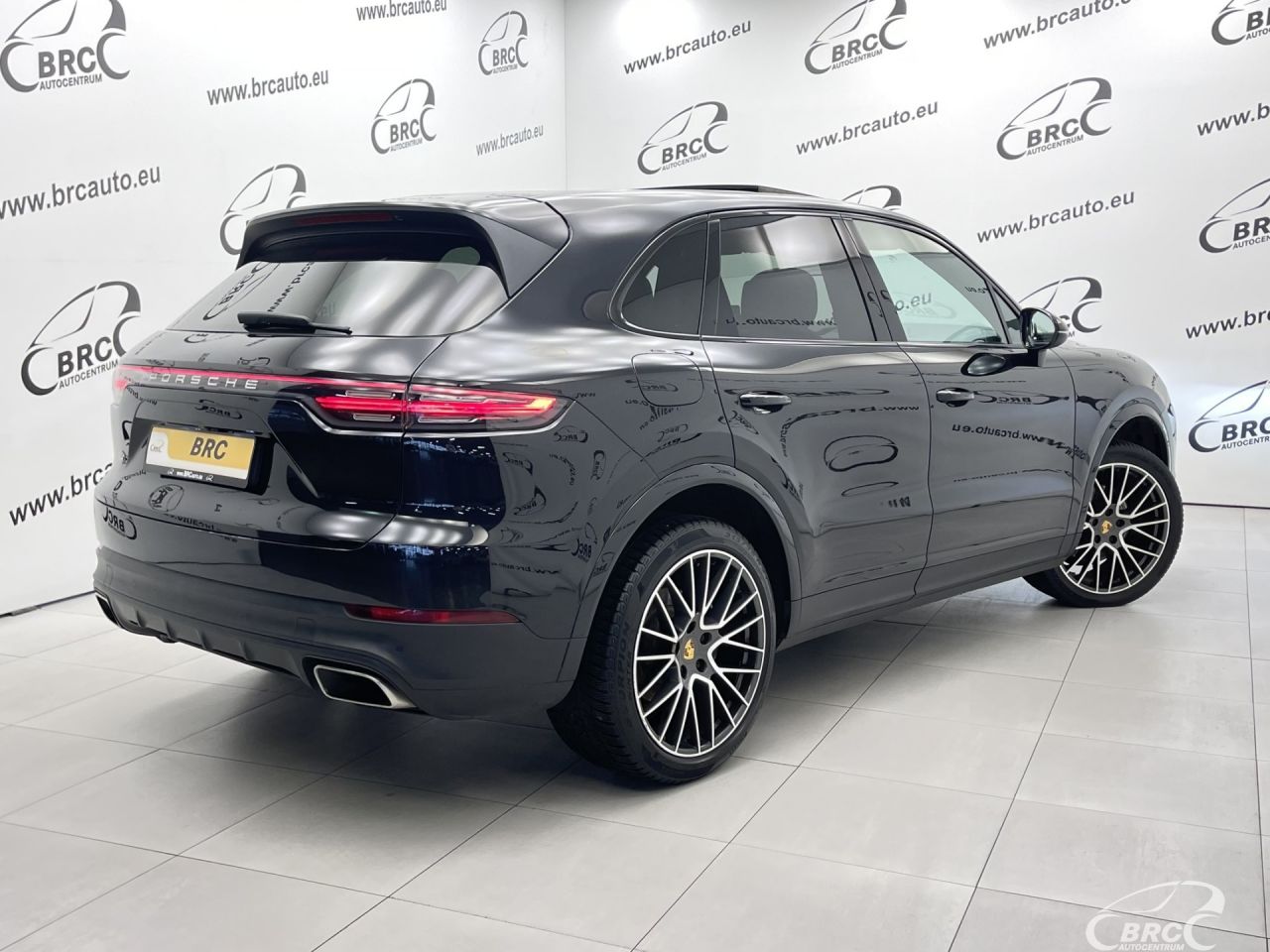 Porsche Cayenne | 1