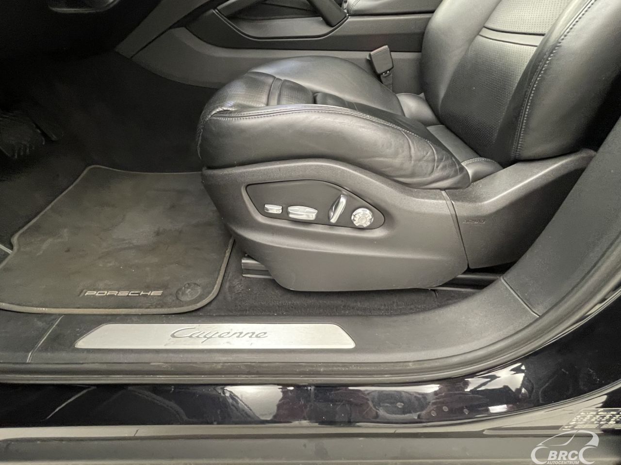 Porsche Cayenne | 21