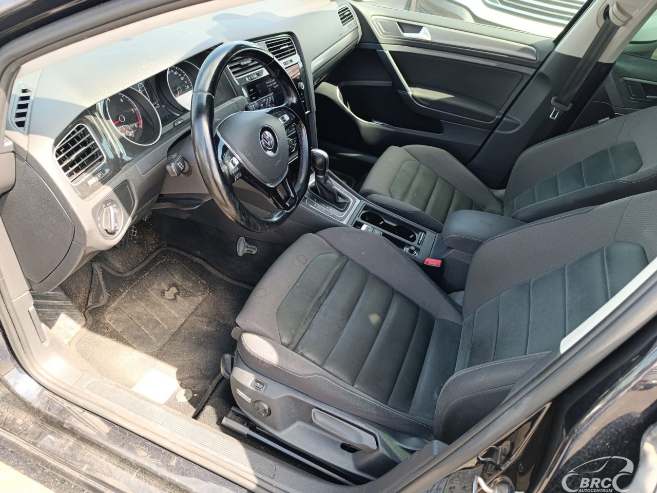 Volkswagen Golf | 13