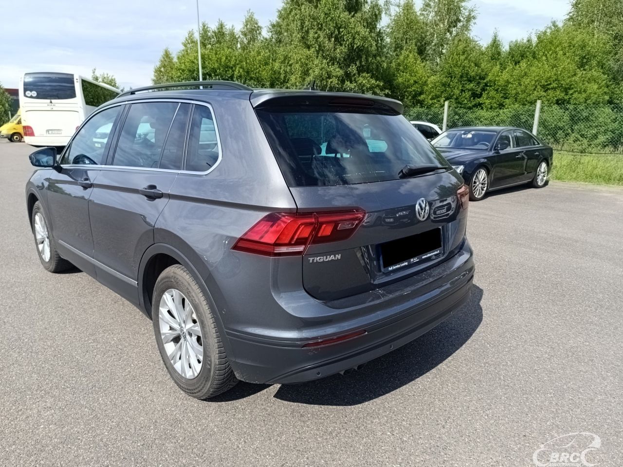 Volkswagen Tiguan | 2