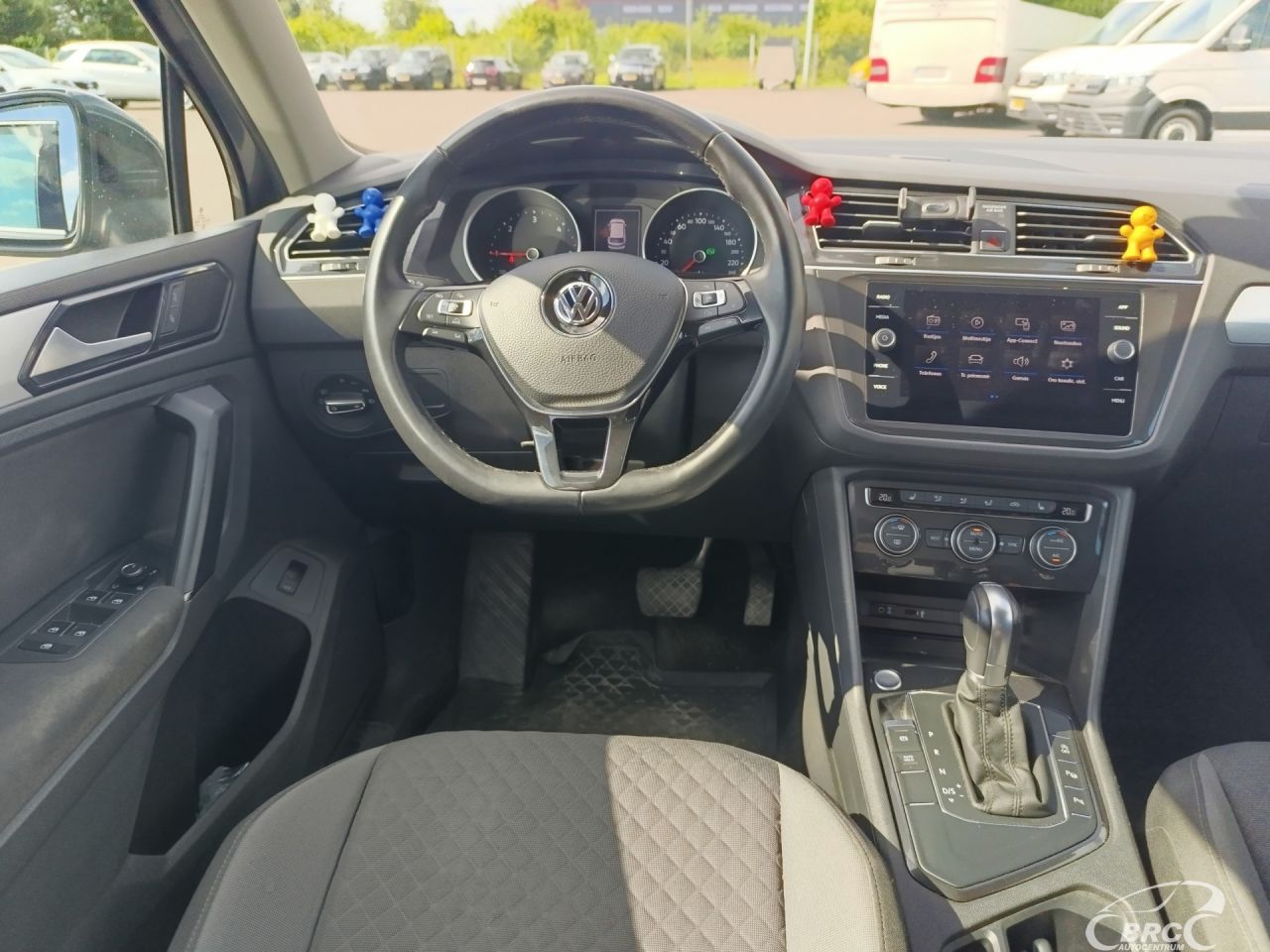 Volkswagen Tiguan | 13