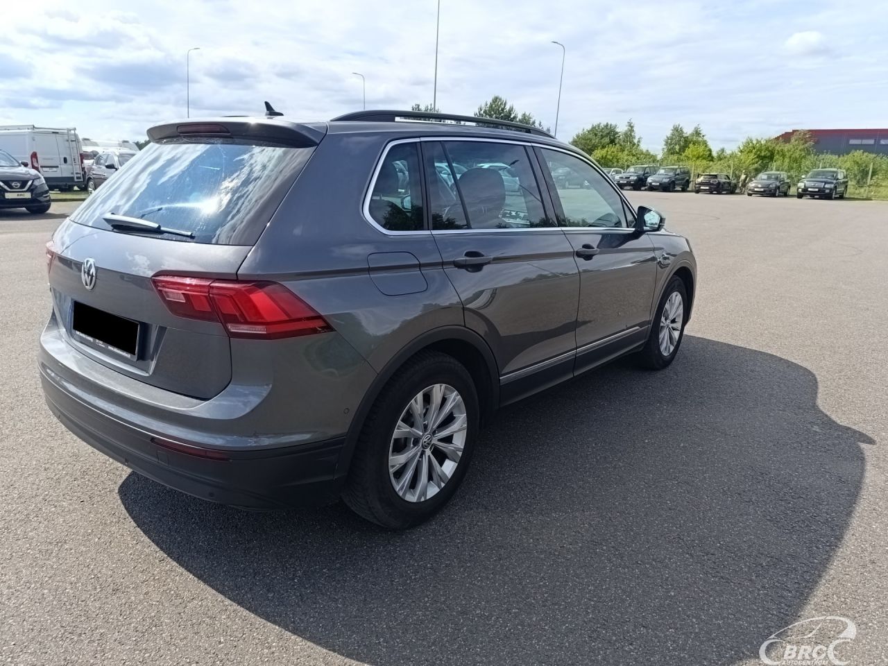 Volkswagen Tiguan | 4