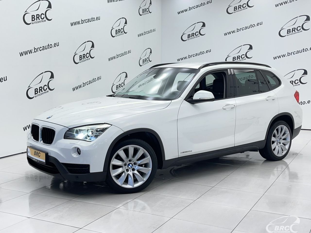 BMW X1, 2.0 l., visureigis