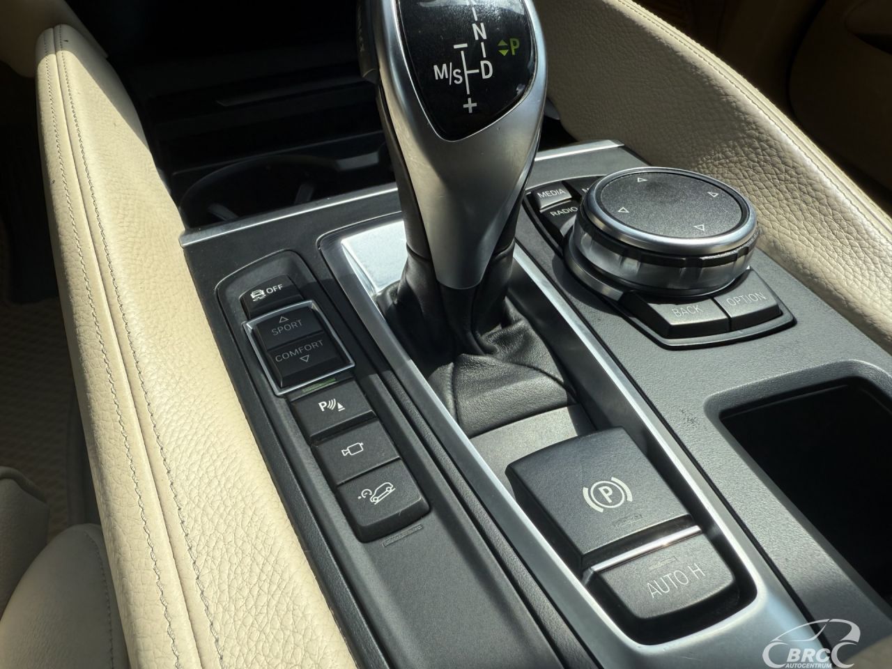 BMW X6 | 30