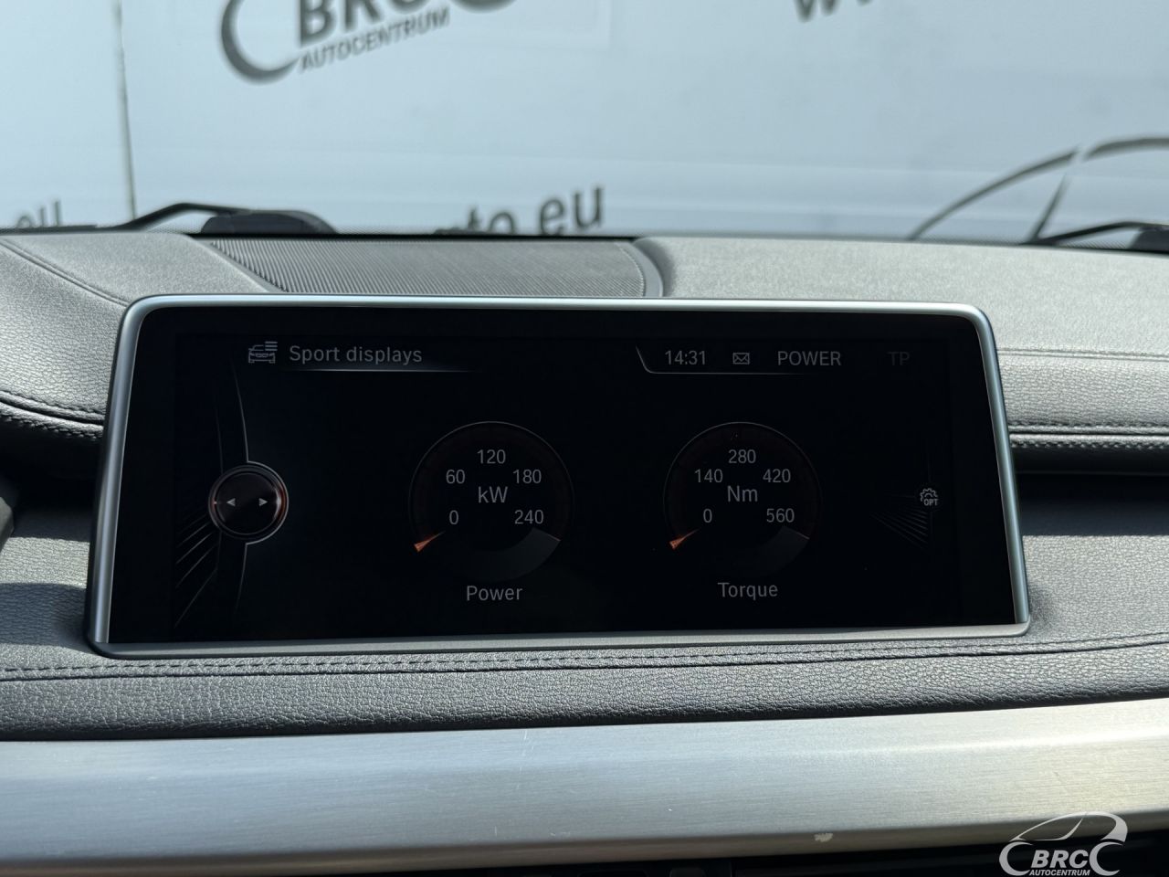 BMW X6 | 38