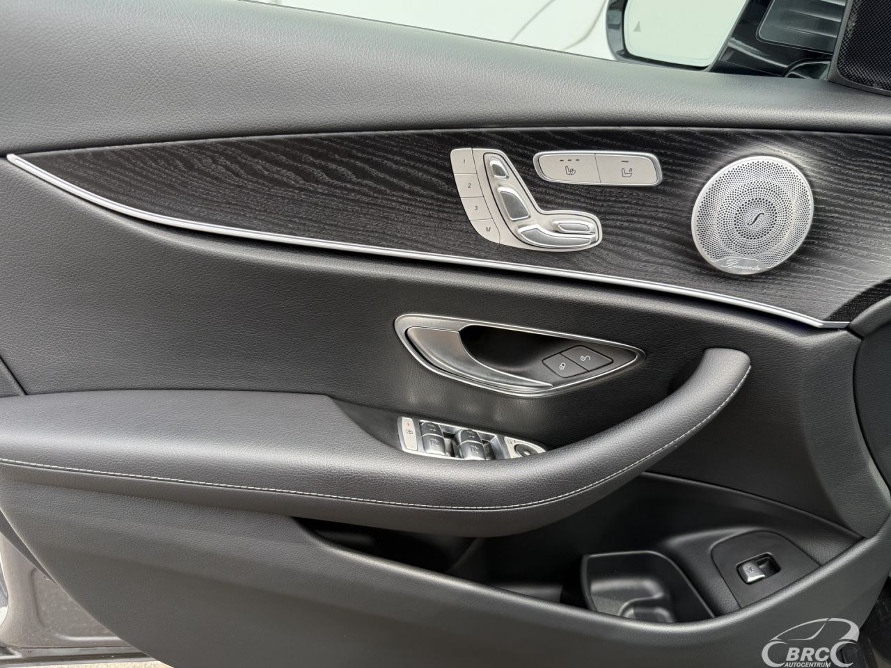 Mercedes-Benz E350 | 19