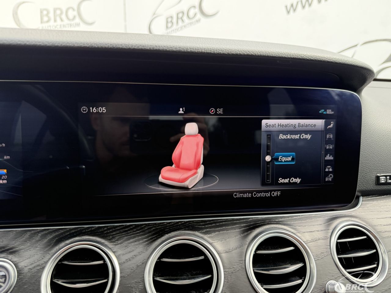 Mercedes-Benz E350 | 31