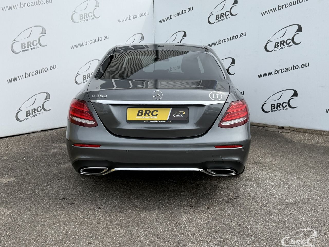 Mercedes-Benz E350 | 40
