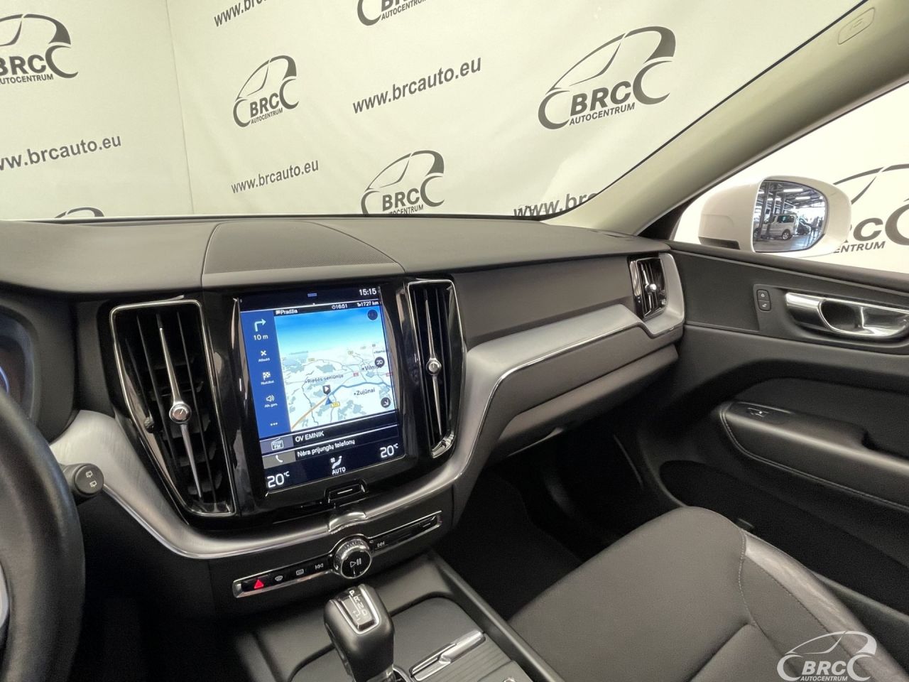 Volvo XC60 | 24