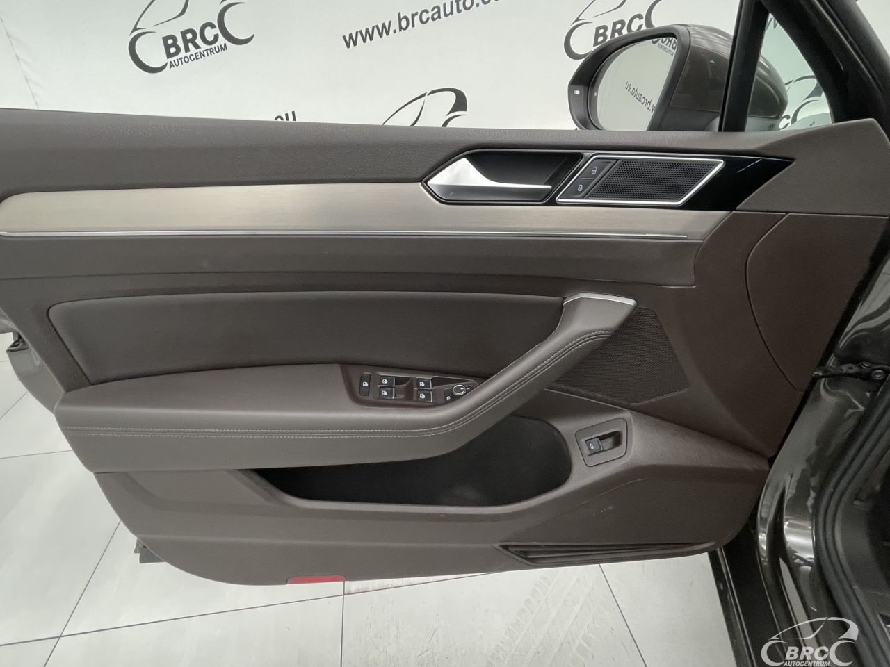 Volkswagen Passat | 18