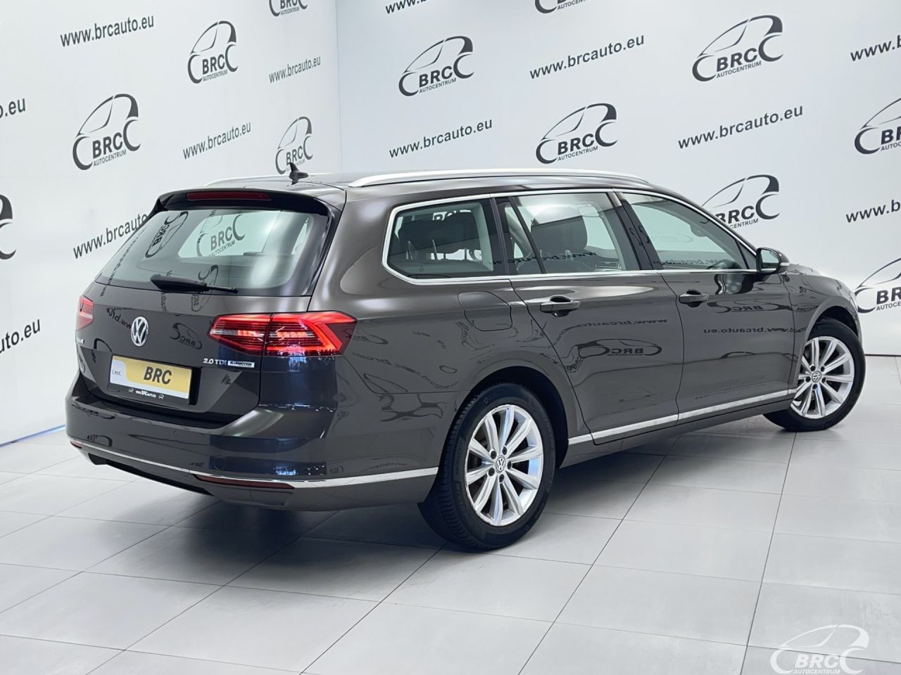 Volkswagen Passat | 1