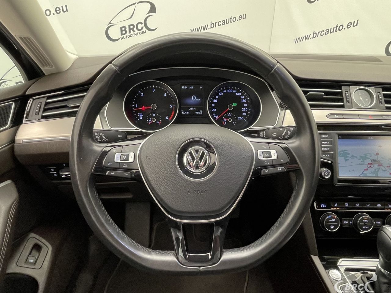 Volkswagen Passat | 26