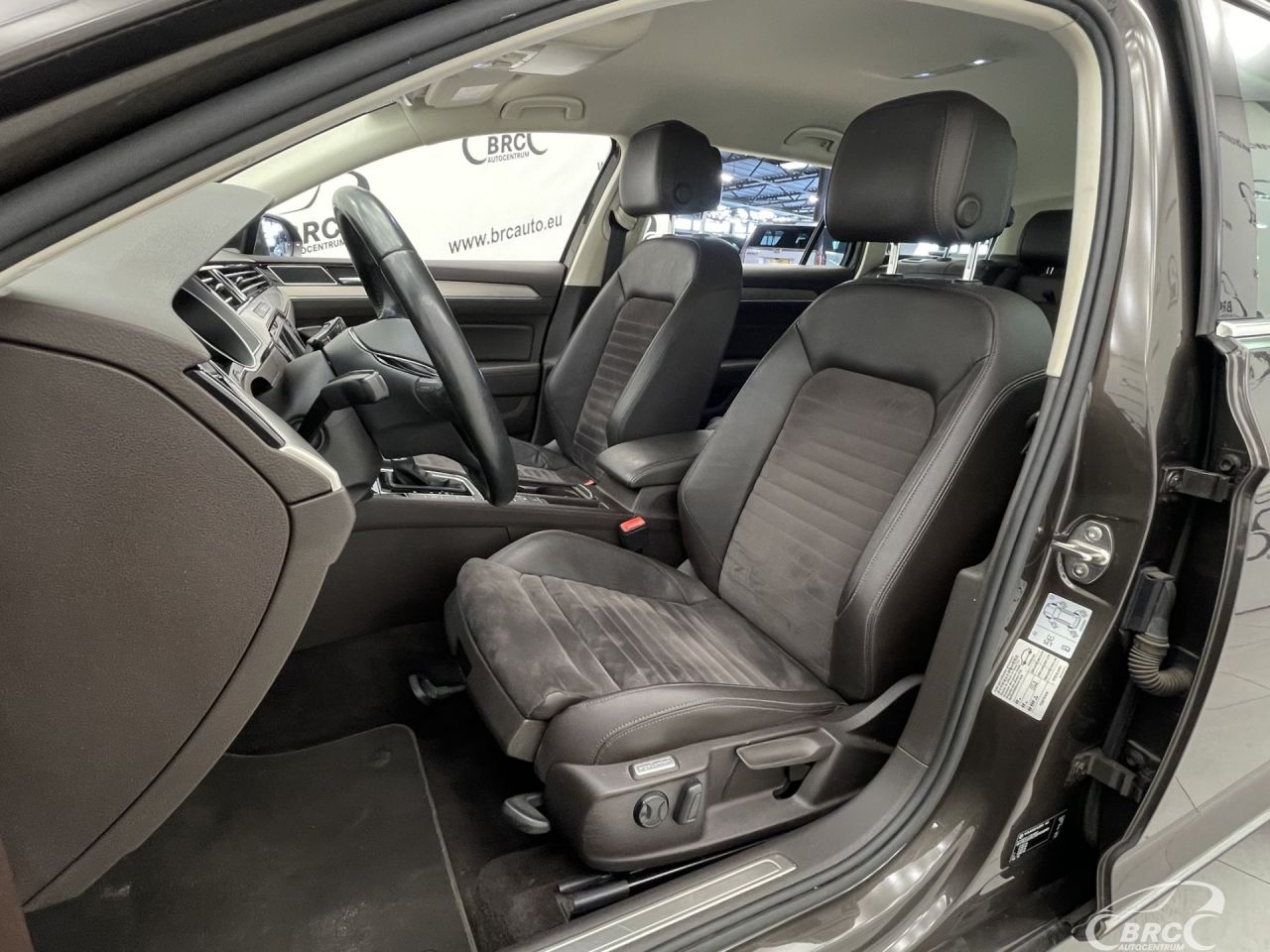 Volkswagen Passat | 21