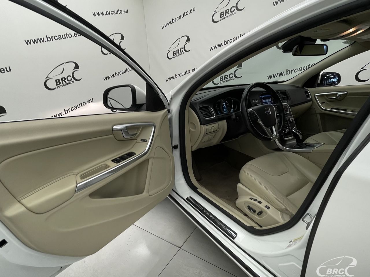 Volvo S60 | 17