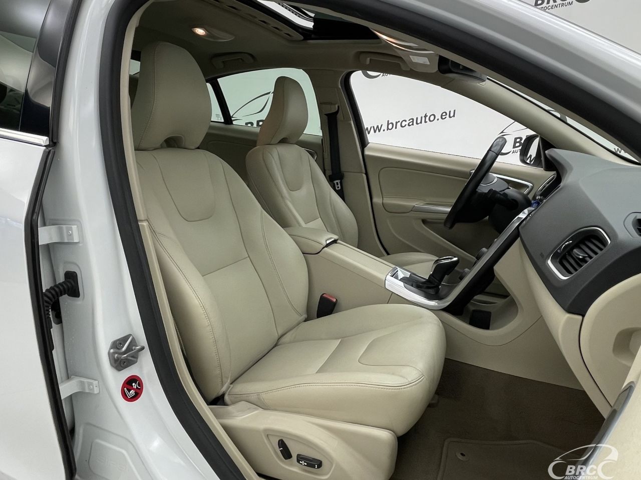 Volvo S60 | 6