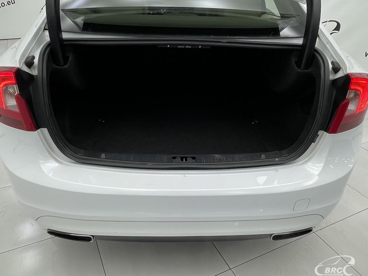 Volvo S60 | 39