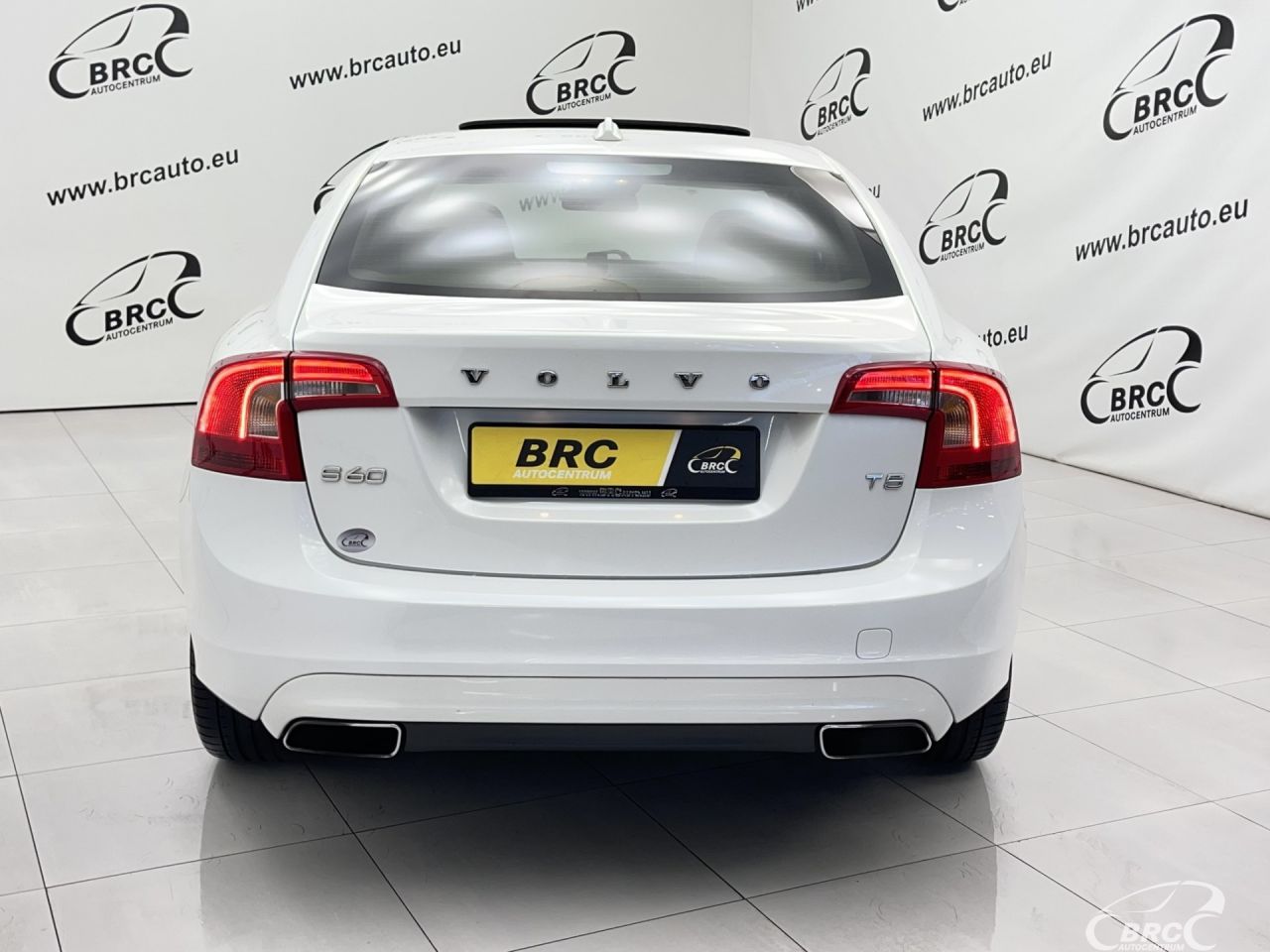 Volvo S60 | 43