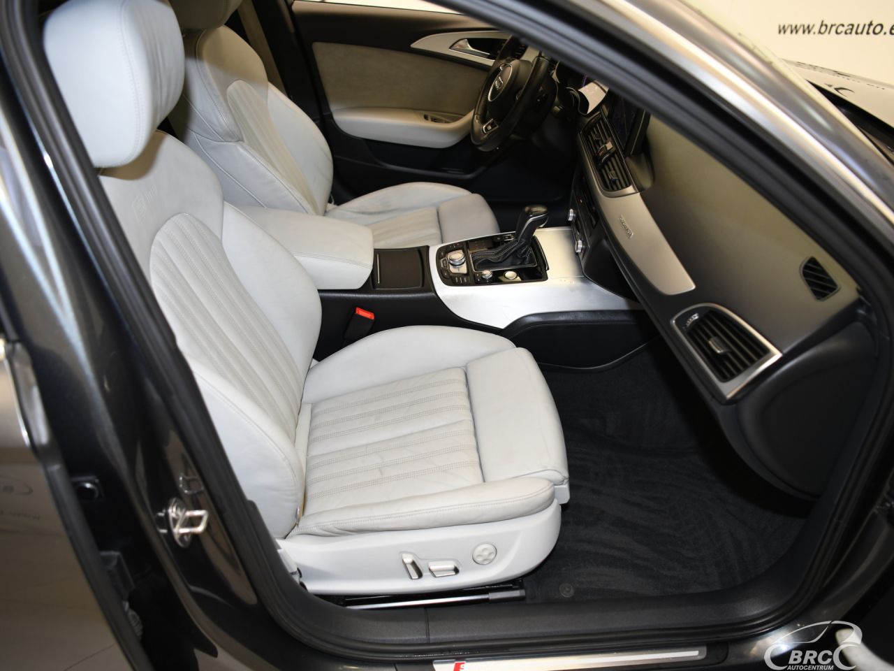 Audi A6 | 4