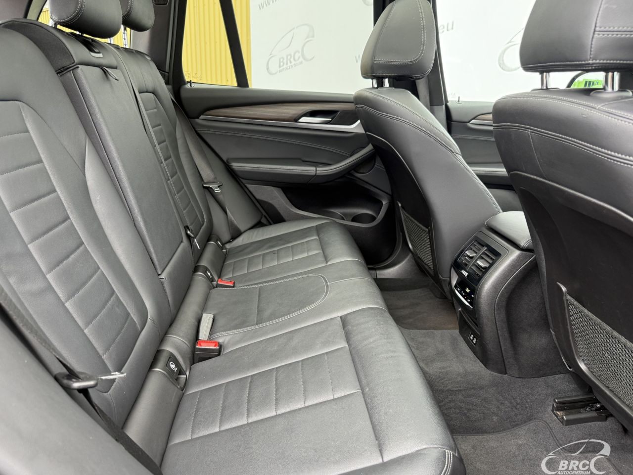BMW X3 | 12